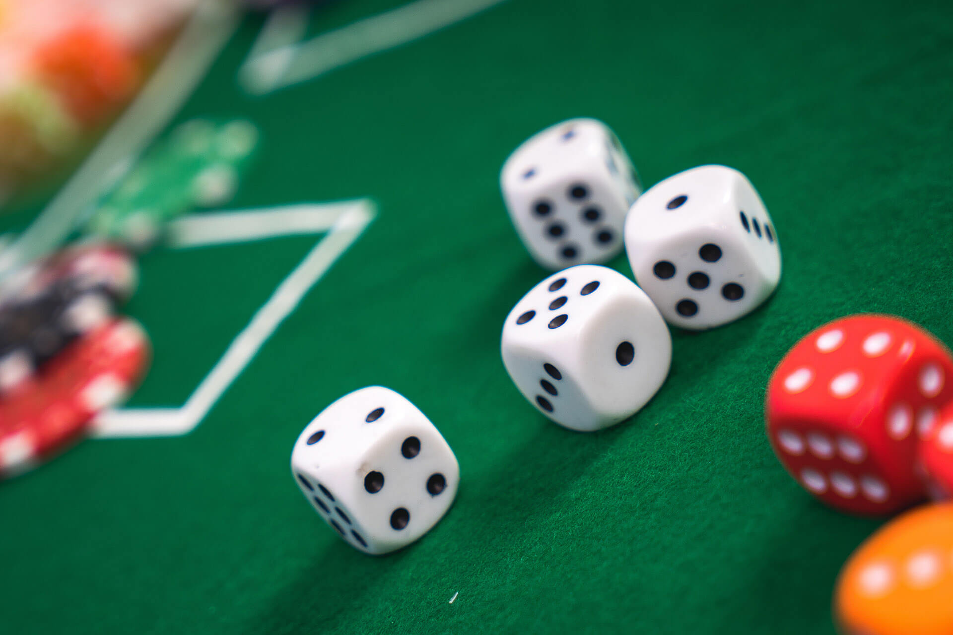 r12150-dice.jpg